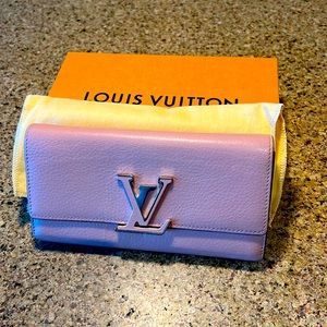 Louis Vuitton Capucines Wallet with optional chain